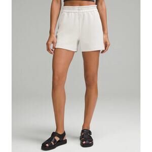 NWOT Lululemon Softstreme Bone Ivory Hi-Rise Stretch Comfort Gym Shorts Size 4